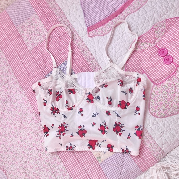 white satin bustier top with red roses 🌹 - Picture 1 of 2